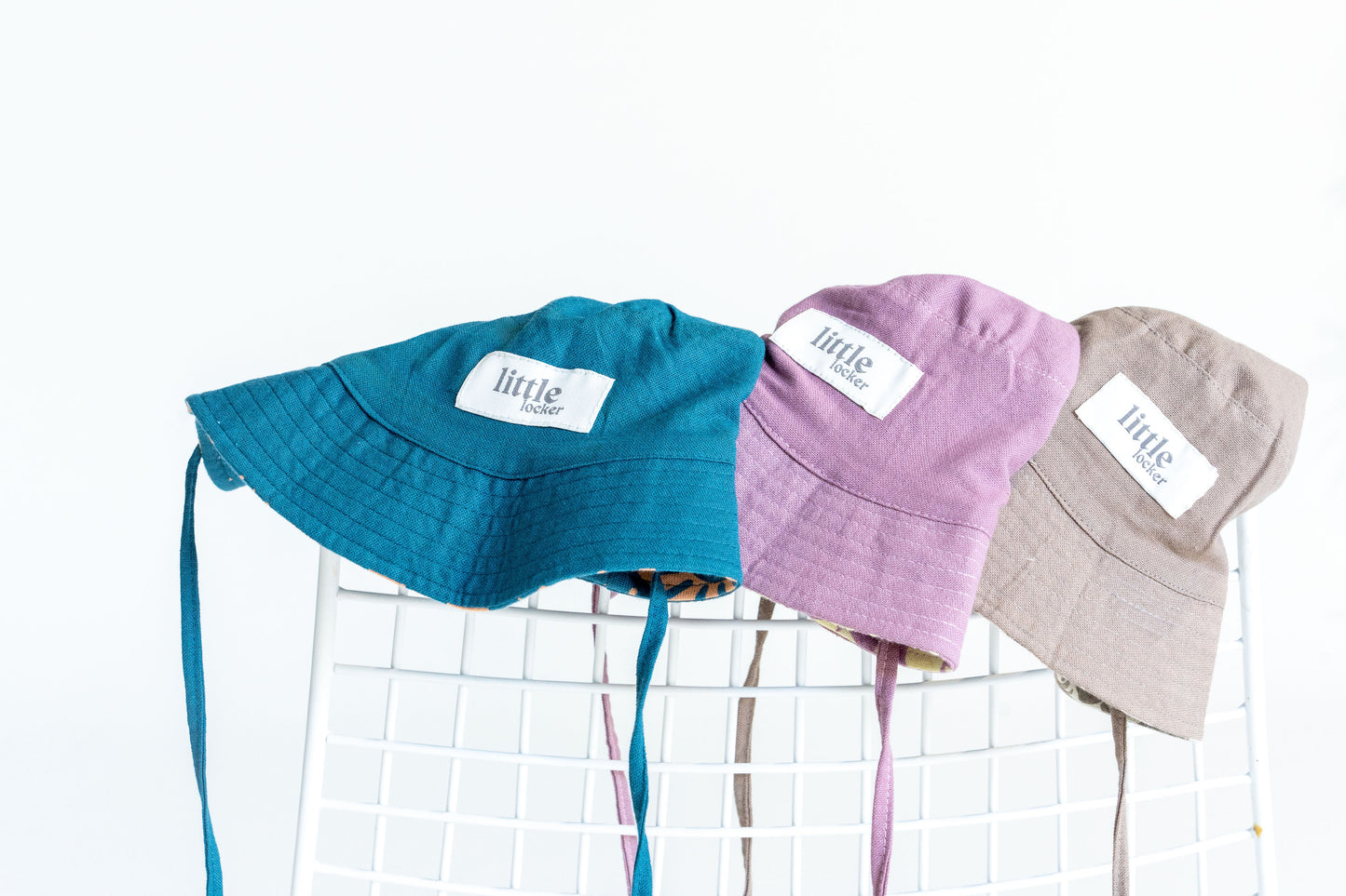BRIGHTER DAYS REVERSIBLE BUCKET HAT - MOCHA/COCONUT