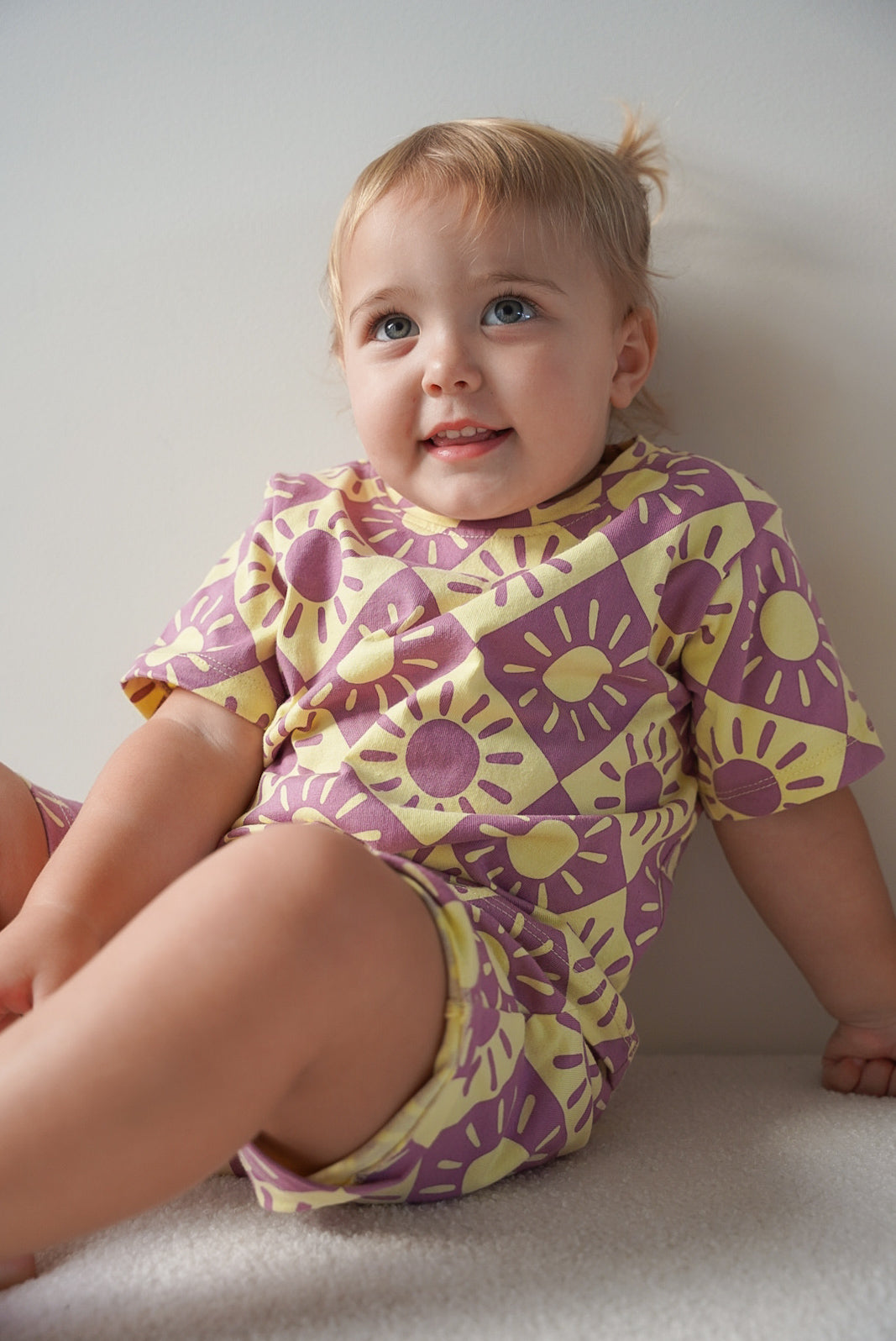 BRIGHTER DAYS TEE & SHORTS SET - LILAC/BANANA
